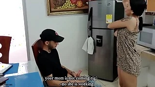 Hijastro yo te ayudo con tu tarea, Pero tu me follas el coño HISTORIA COMPLETA